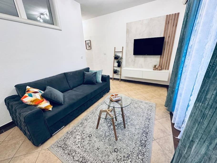 Beautiful Fully Renovated Apartment By The Sea, Large Balcony With Enchanting Views Neum Exteriér fotografie