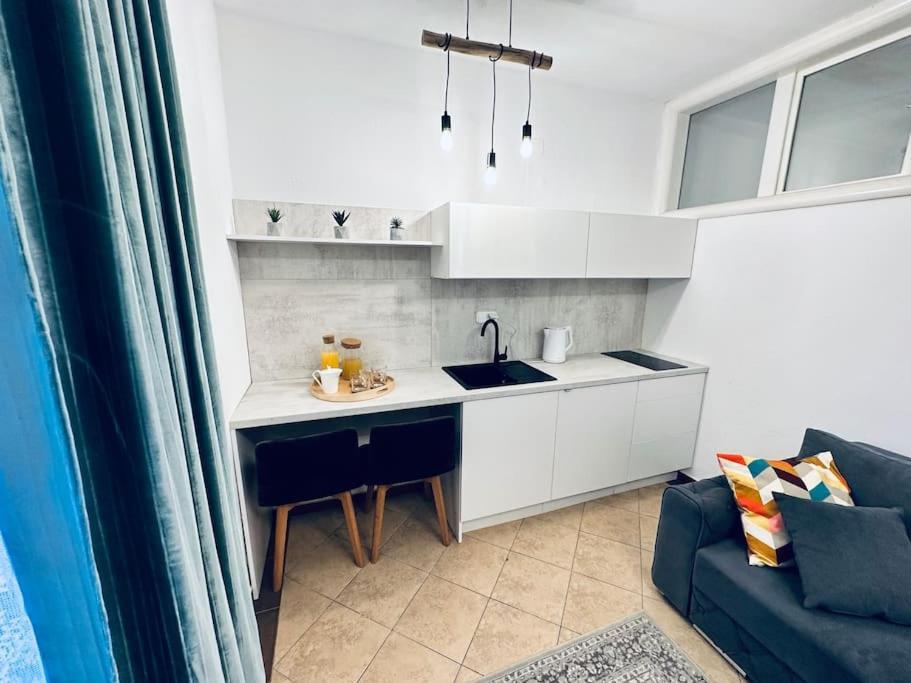Beautiful Fully Renovated Apartment By The Sea, Large Balcony With Enchanting Views Neum Exteriér fotografie